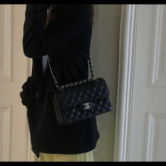 HOLD* Chanel CF classic flap bag small black calf skin sliver - Picture 2 of 10